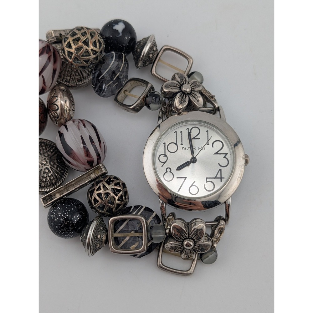 Narmi Women's Watch 35mm Silver Case Beaded Stretch Band- New Battery